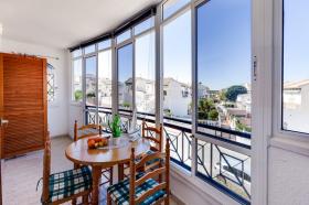 Apartamento en una residencia de lujo a 200 metros de la playa.