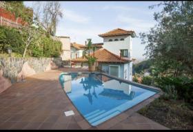 Casa con vistas panoramicas al mar