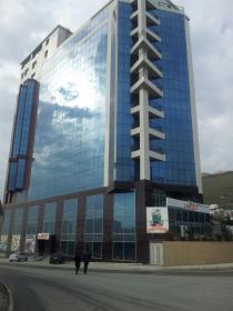 Edificio para un hotel o centro de negocios en Bakú
