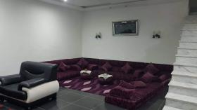En venta una villa de dos niveles