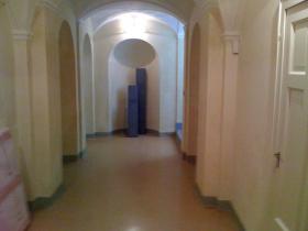Se vende antiguo monasterio del siglo XVIII en 3 plantas.