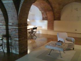 Se vende antiguo monasterio del siglo XVIII en 3 plantas.