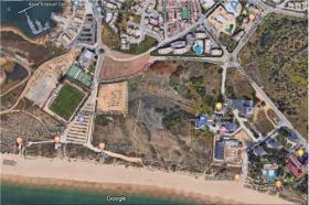Se vende terreno con proyecto aprobado para hotel 4 estrellas