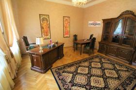 Villa de lujo de 870 m2 con parcela de 1702 m2 para un cliente muy exigente