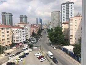 Vendo edificio de 10 viviendas y local comercial