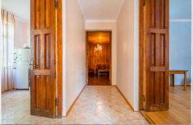 Gran casa con jardín a 40 minutos de Tbilisi