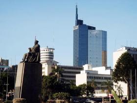 Edificio icónico de 22 pisos a la venta en Nairobi