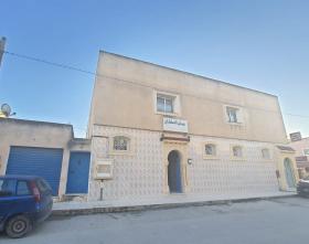 Local comercial con una superficie de 1000 m2