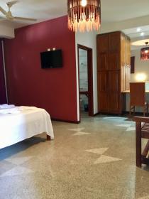 Hotel en venta a 30m de la playa