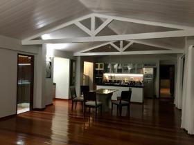 Hotel en venta a 30m de la playa