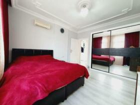 Apartamento cómodo y limpio en excelentes condiciones y amueblado.