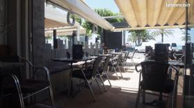 Se vende Restaurante Bar Tapas en primera línea de mar en la Costa Brava - Primera línea