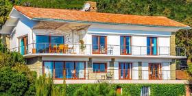 Magnífica villa renovada con vistas panorámicas a la bahía de Cannes