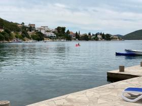 Casa junto al mar en Klek Riviera