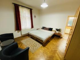 Se alquila piso en Hlubocepy - Prokopske údolí