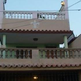 Vendo edificio con terraza y piscina