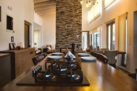 3 villas modernas de lujo en venta a 1km de la playa