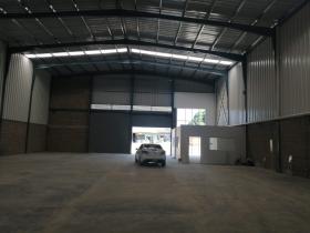 Vendo bodega o depósito comercial al lado de zona franca