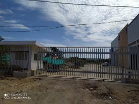 Vendo bodega o depósito comercial al lado de zona franca