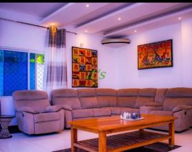 Casa moderna de 4 habitaciones totalmente amueblada