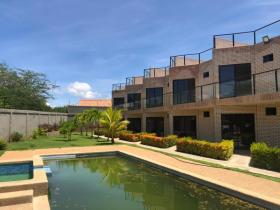Urbanización completa en venta 9 casas + piscina en Playa el Yaque