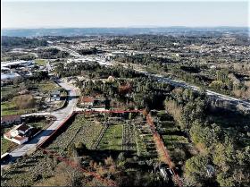 Amplia propiedad a reformar, 13.680m2 de parcela