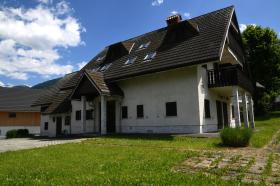 En venta exclusivos edificios de apartamentos - casas en Bohinj