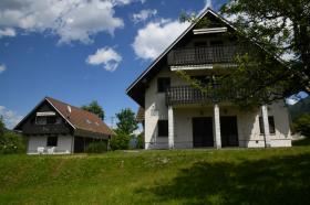 En venta exclusivos edificios de apartamentos - casas en Bohinj
