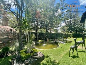 Casa en venta en Fraccionamiento privado con vista al campo de golf y a lago