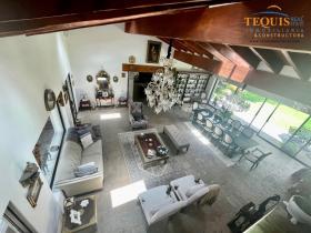 Casa en venta en Fraccionamiento privado con vista al campo de golf y a lago