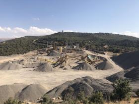 Venta de cantera de 23 ha con estación de trituración en operación