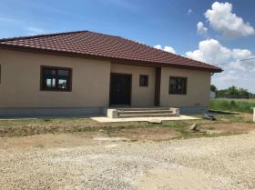 Se vende atractiva casa en zona residencial