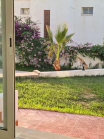 Lujosa villa compuesta de 3 plantas