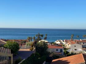 Casa independiente ubicada a 500 metros del mar con excelentes vistas