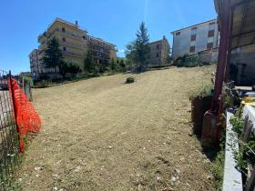 Vendo terreno con proyecto de construcción aprobado