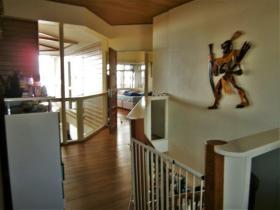 Villa frente al mar con puerto deportivo privado