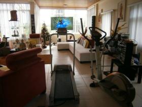 Villa frente al mar con puerto deportivo privado