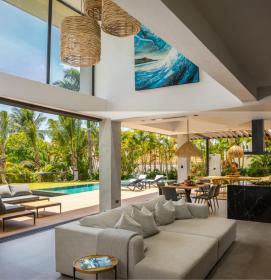 A un paso de la playa de surf - Nueva villa moderna