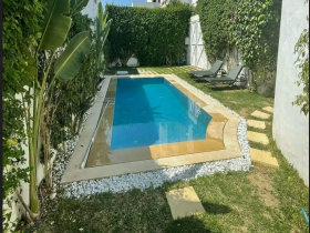 Encantadora villa con piscina