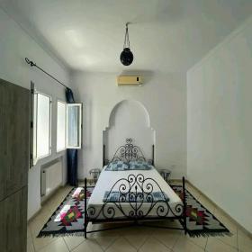 Encantadora villa con piscina