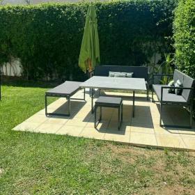 Encantadora villa con piscina