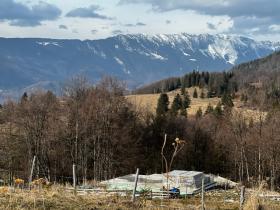 Terreno edificable 30.000 m2 + superficie forestal 20.000 m2