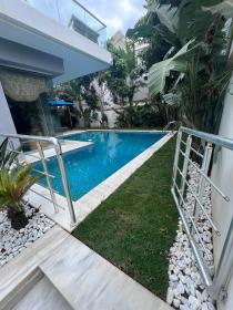 Villa dúplex en residencia vigilada