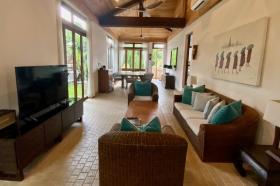 Casa independiente con estudio - poco común en Koh Samui - fácil de alquilar