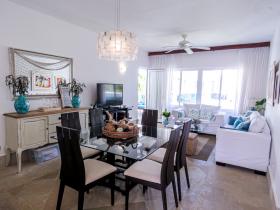 Penthouse con jacuzzi - Frente al Mar - Playa las Ballenas