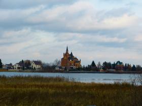 2 parcelas de terreno contiguas para inversión cerca del lago Andreyevskoye, 61 ha