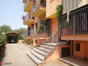 Venta apartamento en residencia segura - nuevo estado