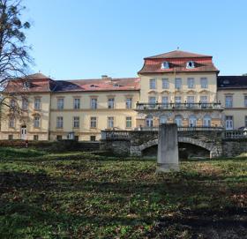 Castillo en venta en la frontera con Austria en Hungría