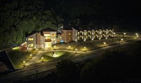 Hotel de lujo en venta en las laderas de la montaña Kaimaktsalan