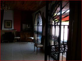 Casa de pueblo con piscina - 300 m2